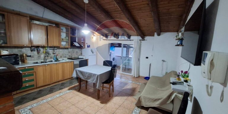 20250905121037-973920-11