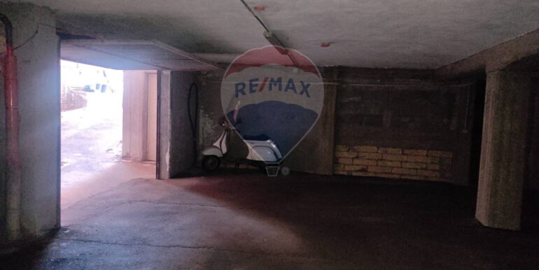 20250905181713-977995-6