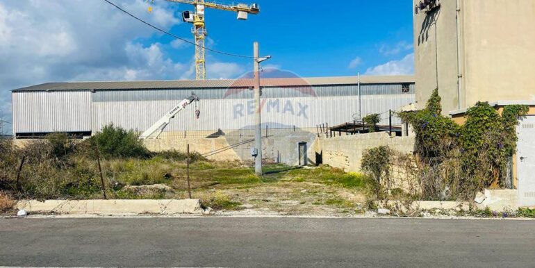 20250908104950-979787-13