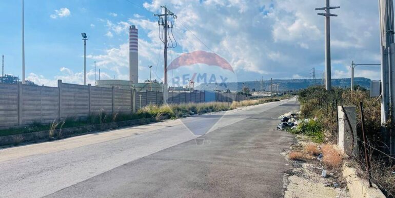 20250908104950-979787-14