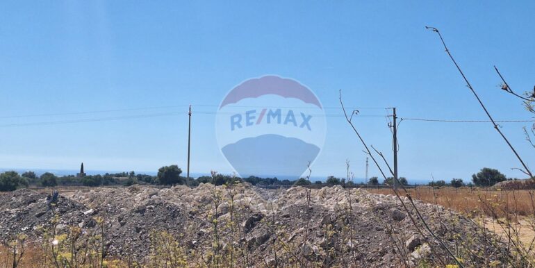 20250908124011-979832-11