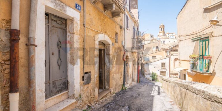 20250908164824-975328-6