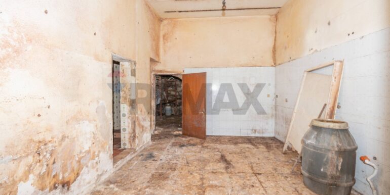 20250908164838-975328-9