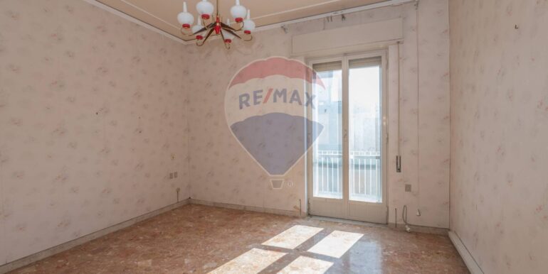 2025090994240-977945-6