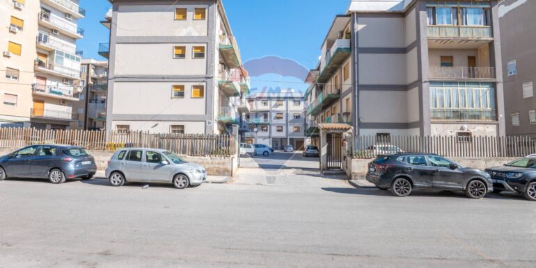 2025090994418-977945-27