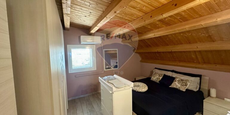 2025090995409-979976-10