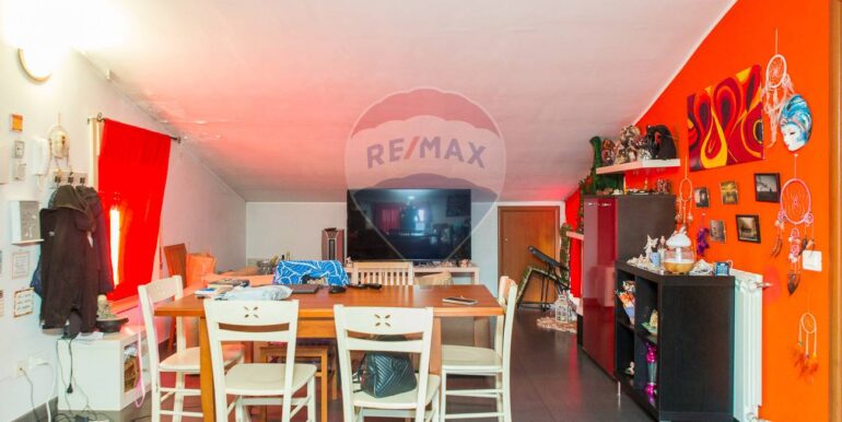 20250911100710-982099-8