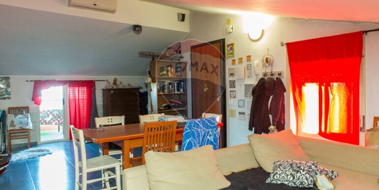 20250911100717-982099-10