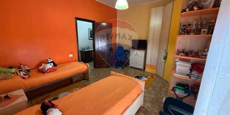 20250911213257-982260-18