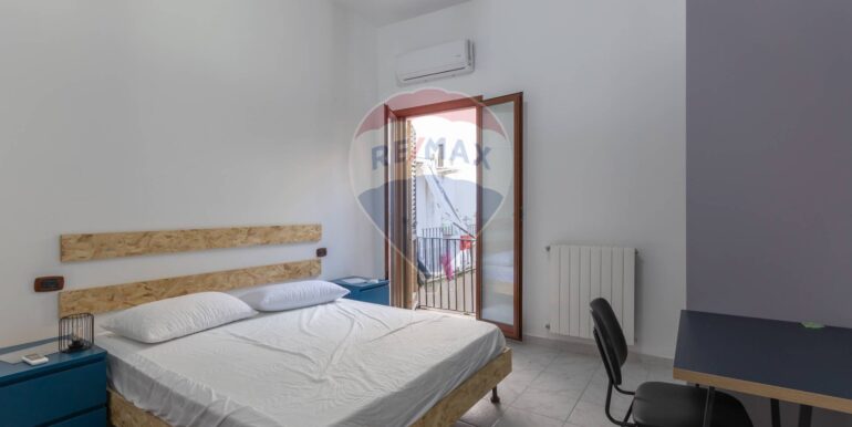 20250912173354-978833-13