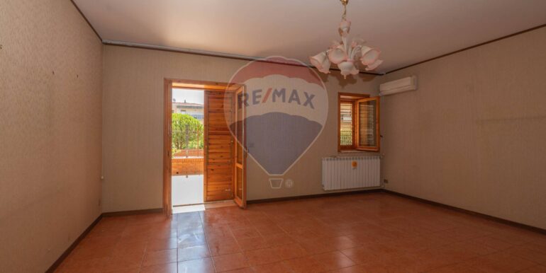 20250915125438-977702-23