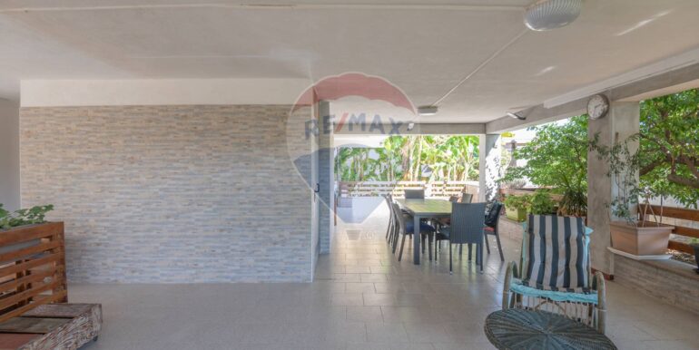 20250915142224-977999-11