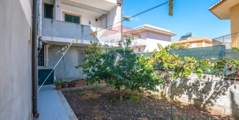 20250915142306-977999-18