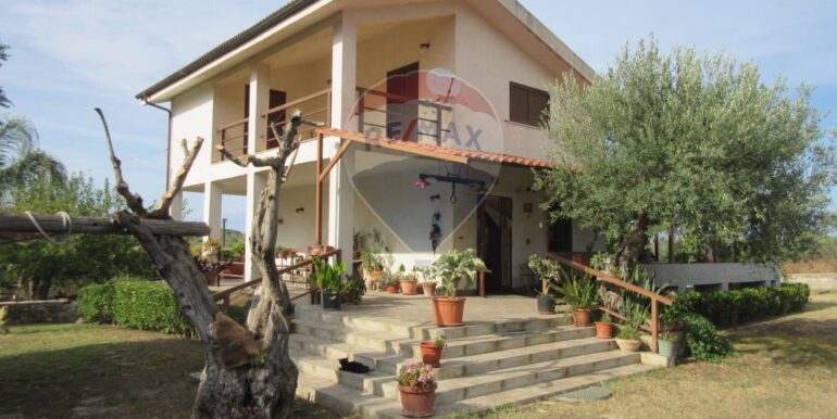 20250915155218-983027-8