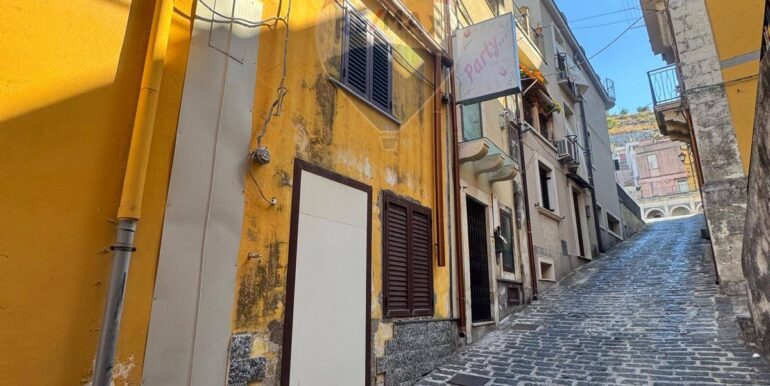 20250915160221-983242-10