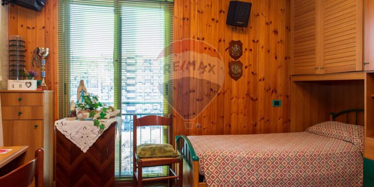 20250915171707-983271-10