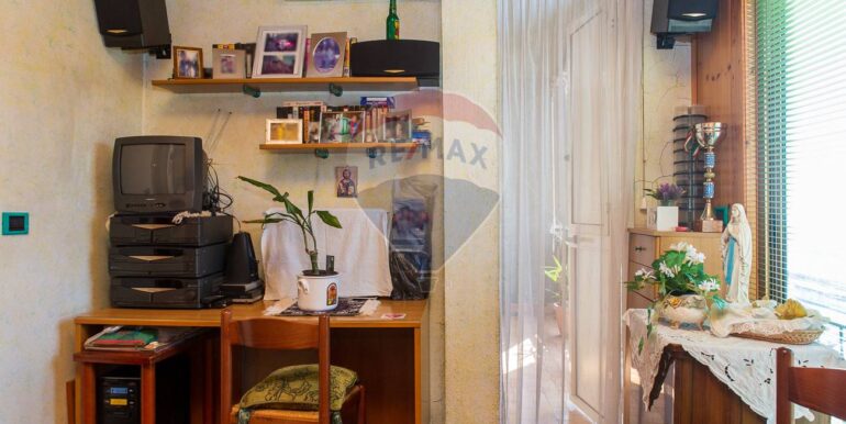 20250915171712-983271-11