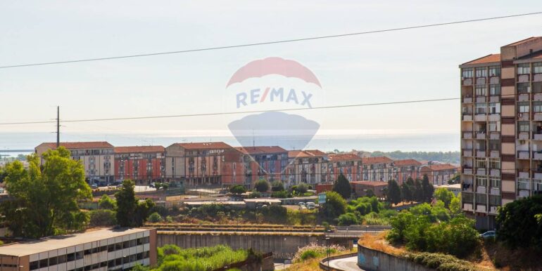 20250915171755-983271-19