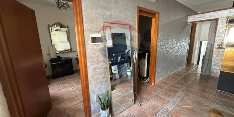 20250915194446-983371-2