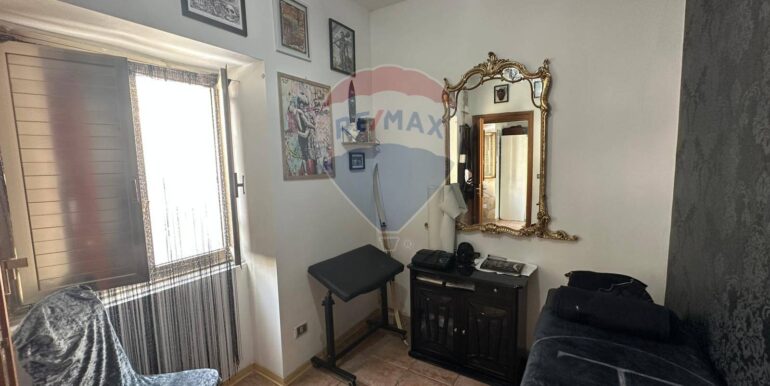 20250915194600-983371-29