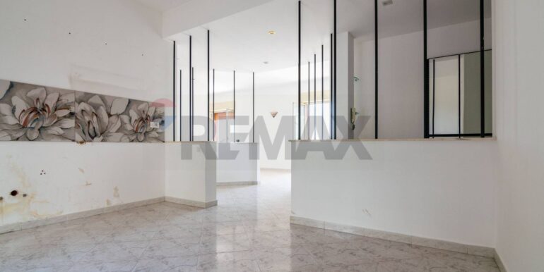 20250915224925-983382-7