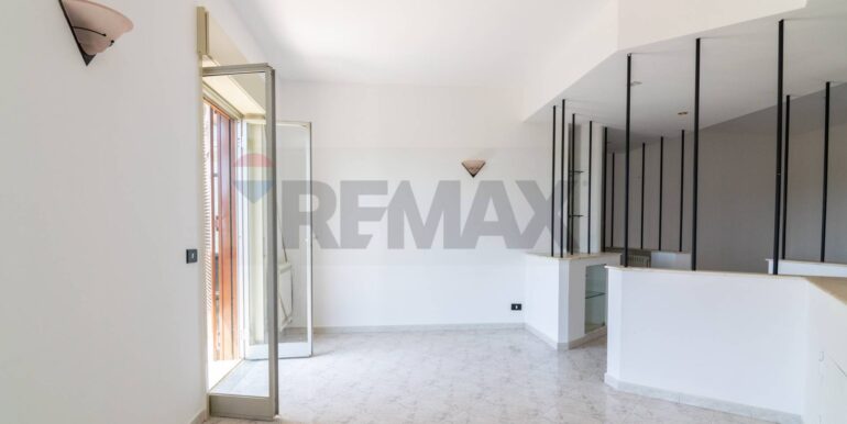 20250915224941-983382-11