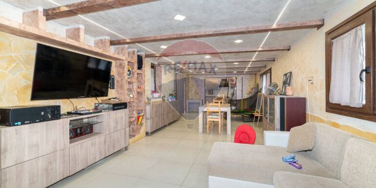 20250916152725-983488-3