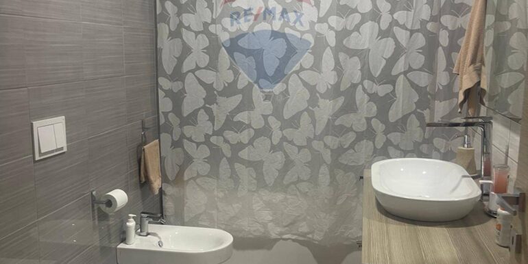 20250916194617-983589-16