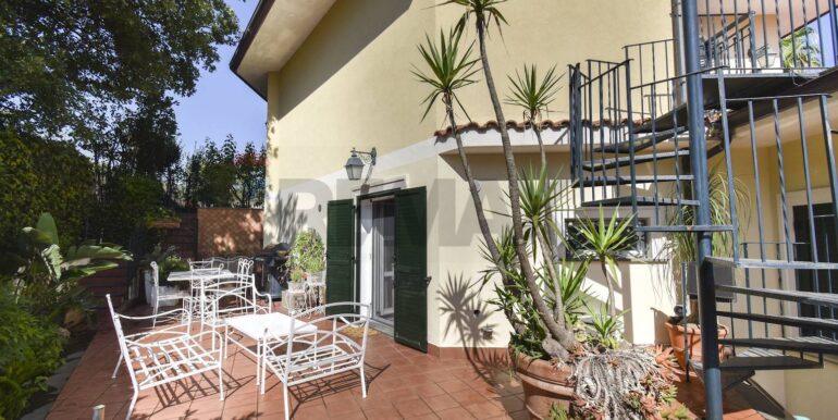 20250917184859-983785-2