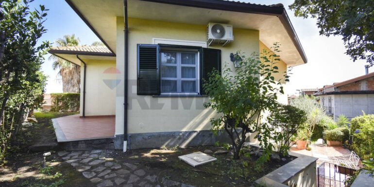 20250917184905-983785-3