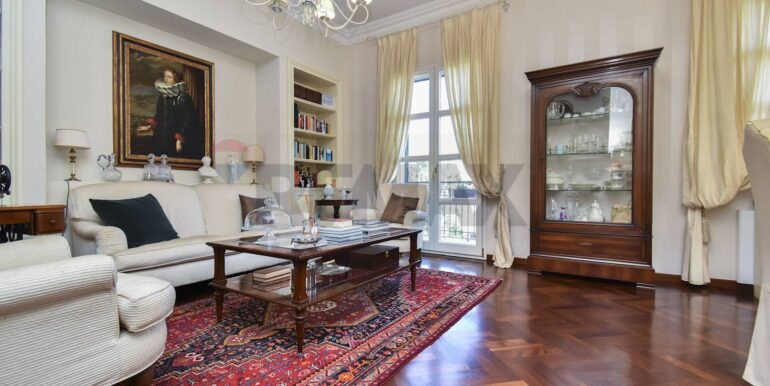 20250917184946-983785-12