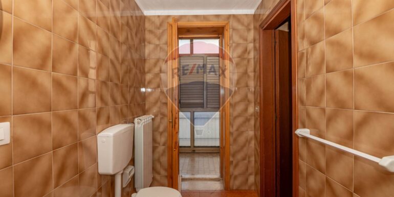 20250917214625-977702-33