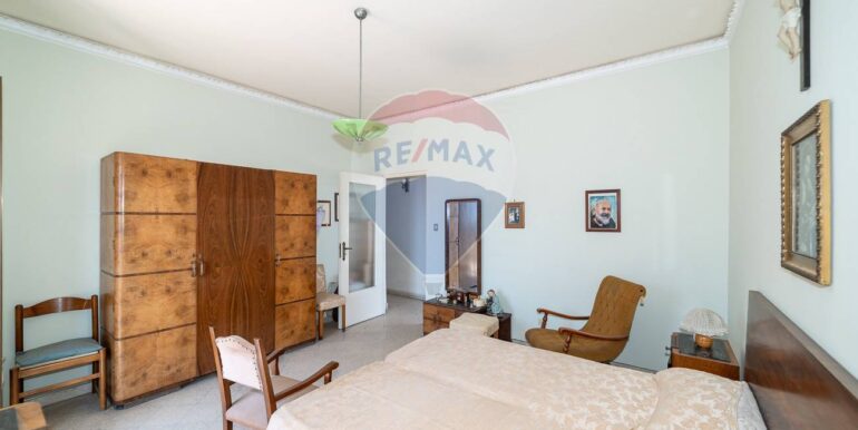 20250917231452-983809-14