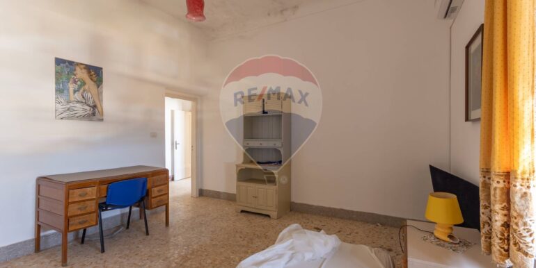 20250918101559-983834-21