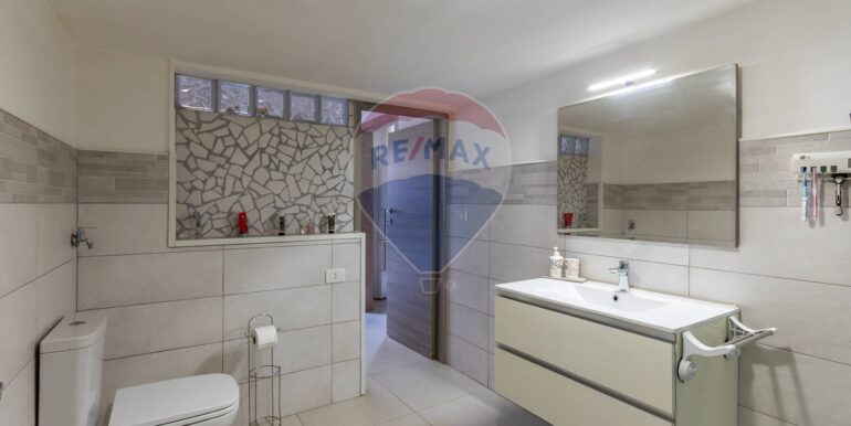 20250918130653-982598-24