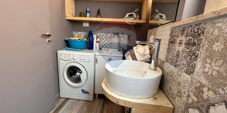 20250918173200-985742-4