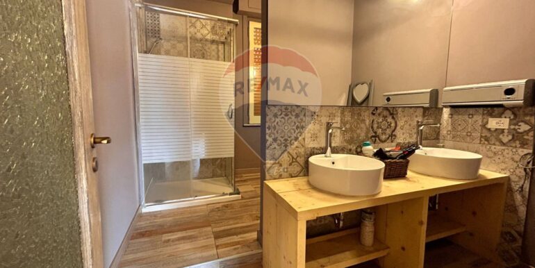 20250918173221-985742-11