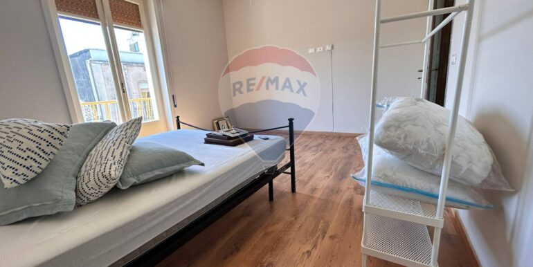 20250918173237-985742-16