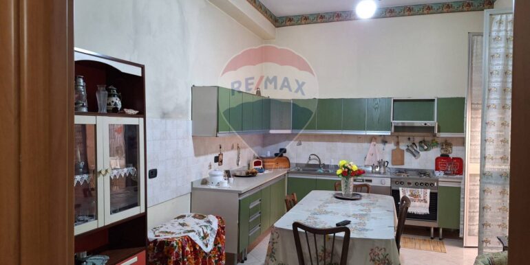 20250918202636-985779-12