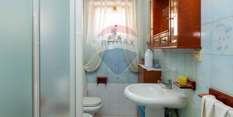 20250918215543-985781-18