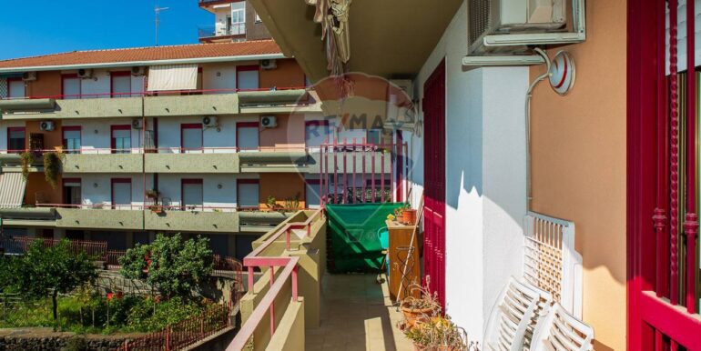 20250918215632-985781-32