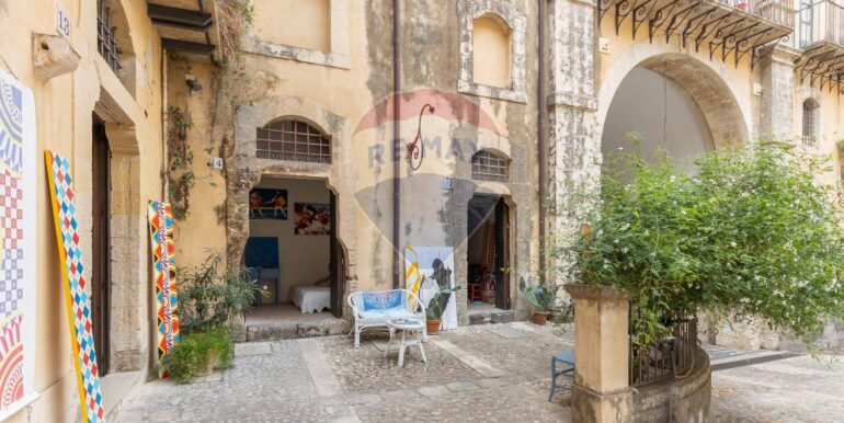 2025091885638-980048-7