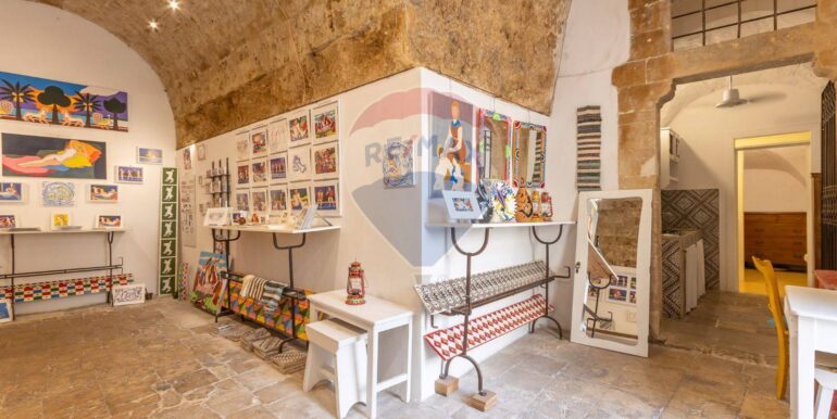 2025091885703-980048-14