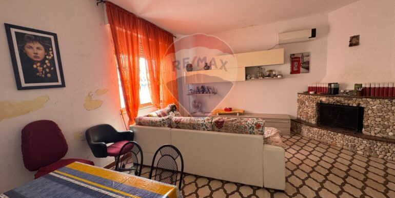 20250919183352-985976-5