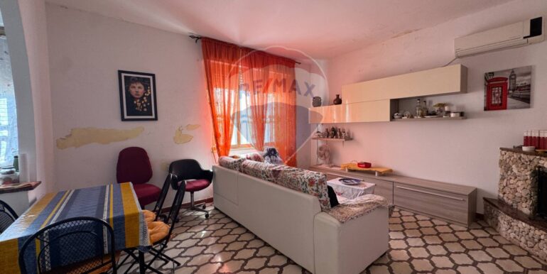 20250919183401-985976-8