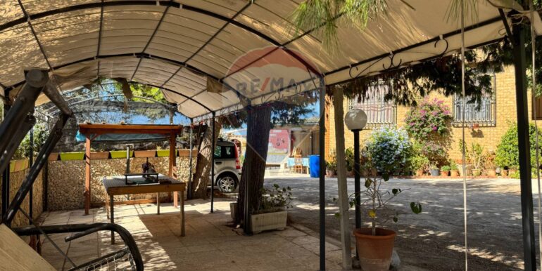 20250919183418-985976-13