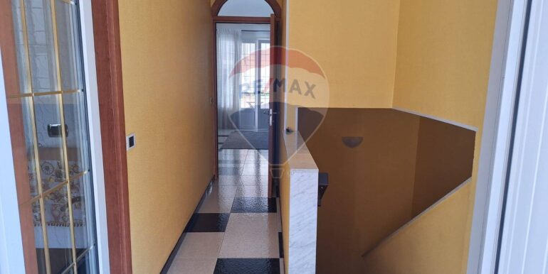 2025092085854-986018-2