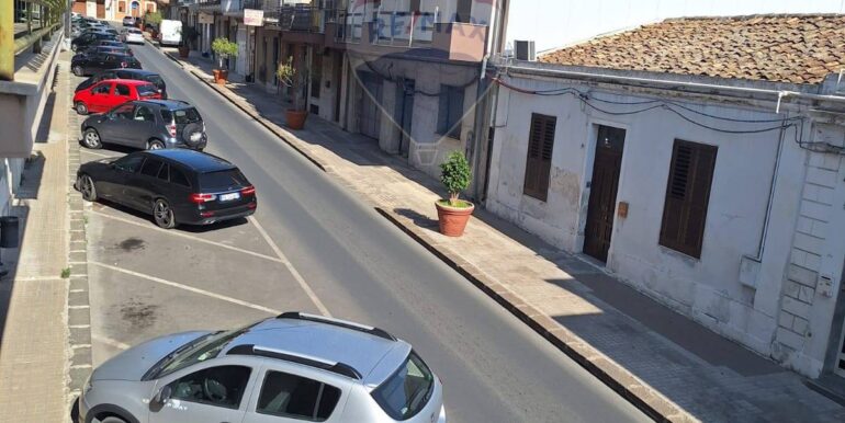 2025092085940-986018-16