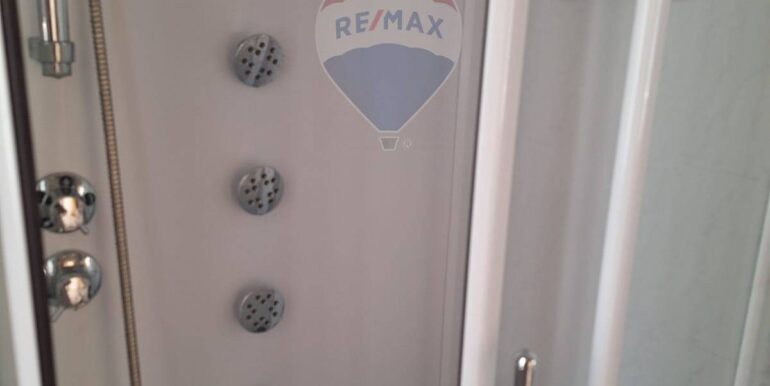 2025092085945-986018-18