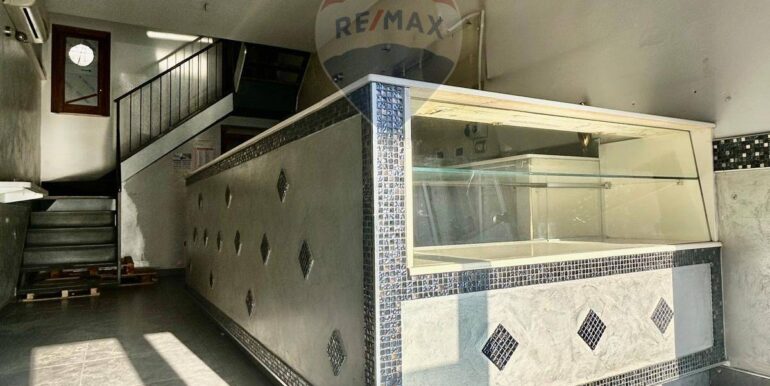 20250921201759-986093-11